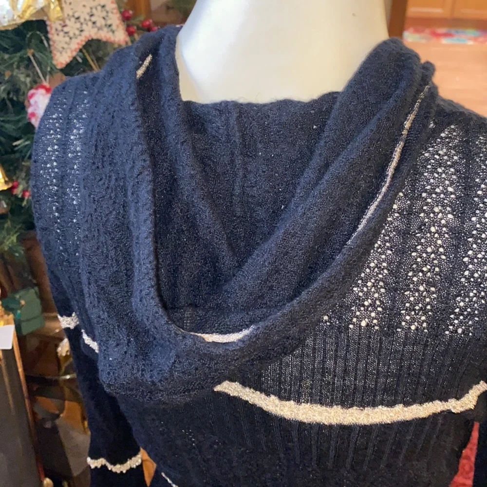 BCBG TOP - Picture 5 of 7